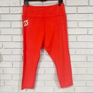 Peloton Sport Capri‎ Leggings